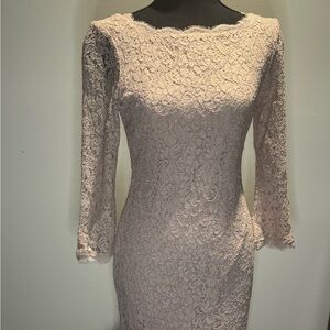 Adrianna Papell Lace Dress
Pink, Size 4
3/4 Sleeve with zipper
Offers Welcome